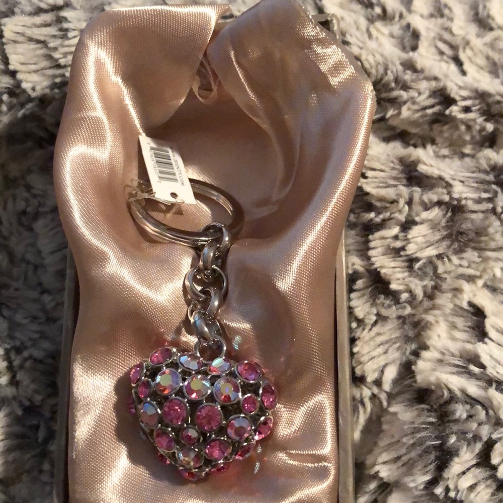 Pink heart rhinestone keychain